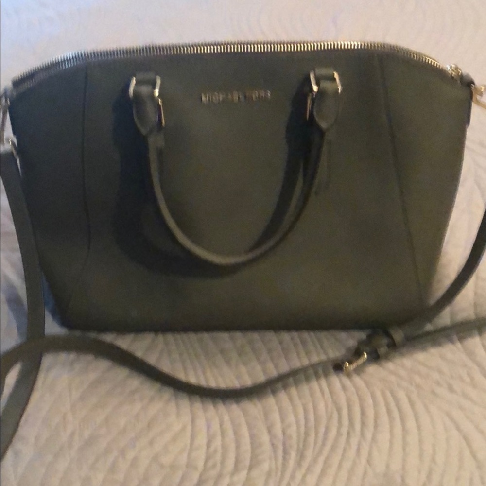 Michael Kors purse